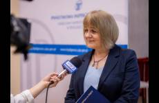 Danuta Kalinowska, p.o. Okręgowego Inspektora Pracy w Bydgoszczy podczas udzielania wywiadu dla TVP3 Bydgoszcz