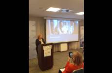 Ewa Weśniuk, starszy inspektor pracy specjalista podczas wystąpienia