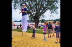 Piknik profilaktyczny „Kręci mnie bezpieczeństwo nad wodą” nad Jeziorem Wierzchucińskim