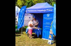 Stoisko Okręgowego Inspektoratu Pracy w Bydgoszczy na Dożynkach Województwa Kujawsko-Pomorskiego i Diecezji Bydgoskiej