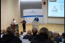 Uczestnicy konferencji podczas wystąpienia Marcina Woźniaka, nadinspektora pracy