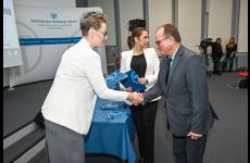 Wręczanie dyplomów laureatom