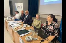 Członkowie Komisji Konkursu Wiedzy o Zasadach BHP „Bezpiecznie od startu”