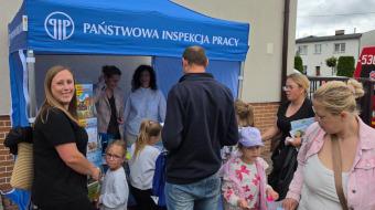 Okręgowy Inspektorat Pracy w Bydgoszczy na II Pikniku Profilaktyczno-Rodzinno-Ekologicznym w Osiu