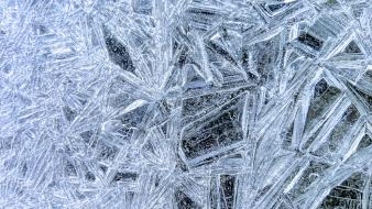 Mrozy nie odpuszczają! Dbajmy o bezpieczną pracę zimą!